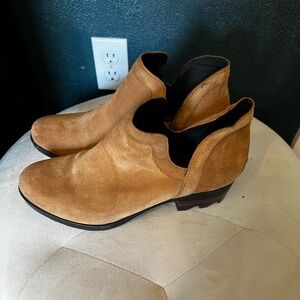 Sorel Camel Suede Ankle Booties